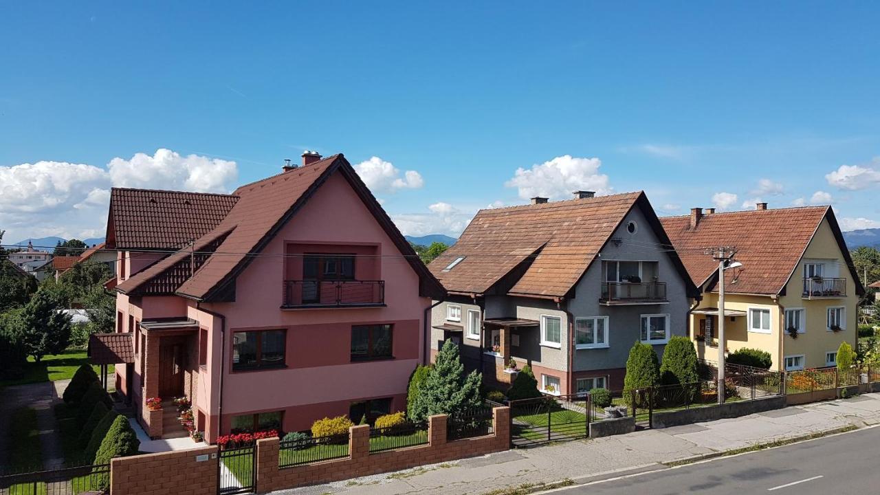 Apartments Iris Liptovský Mikuláš 外观 照片